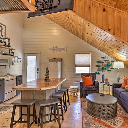 Pet-Friendly Studio With Loft And Mountain Views! Εξωτερικό φωτογραφία