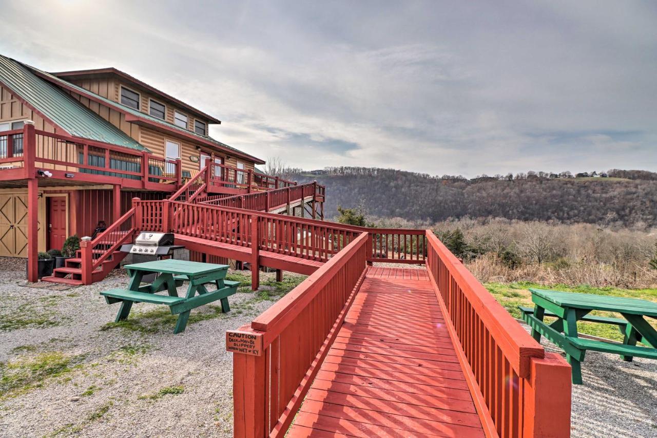 Pet-Friendly Studio With Loft And Mountain Views! Εξωτερικό φωτογραφία