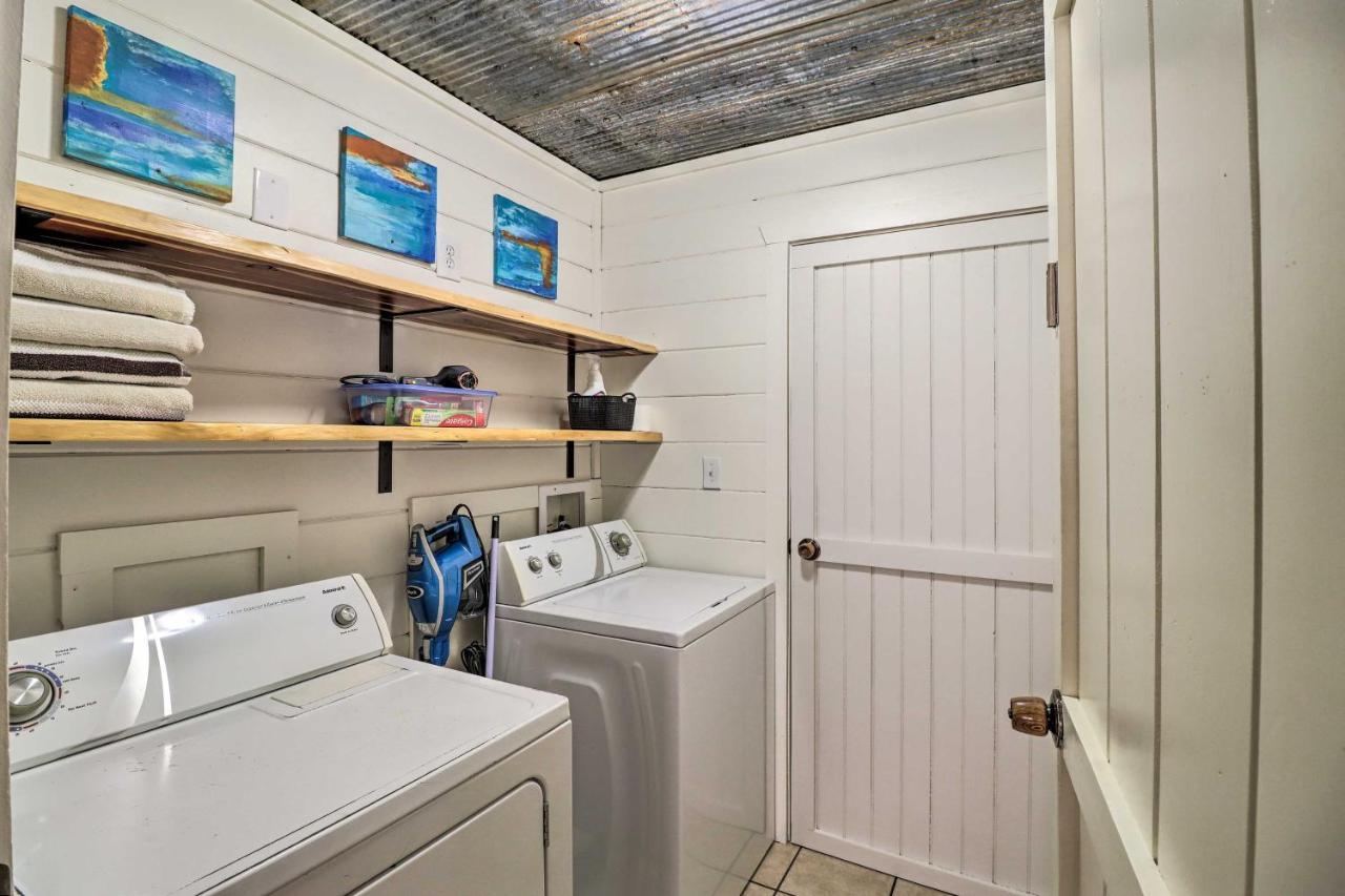 Pet-Friendly Studio With Loft And Mountain Views! Εξωτερικό φωτογραφία