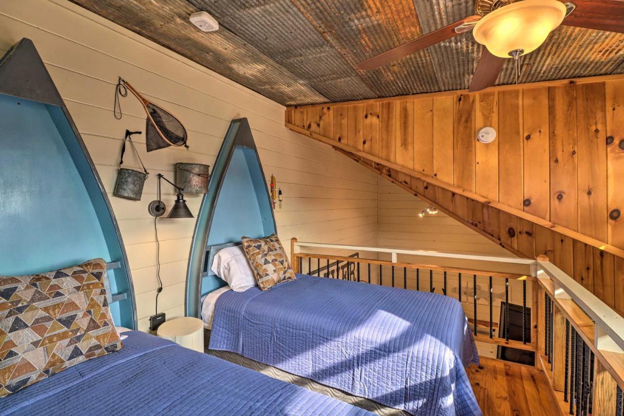 Pet-Friendly Studio With Loft And Mountain Views! Εξωτερικό φωτογραφία